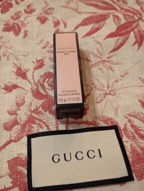 Gucci Rouge A Levres Mat 104 Penny Beige